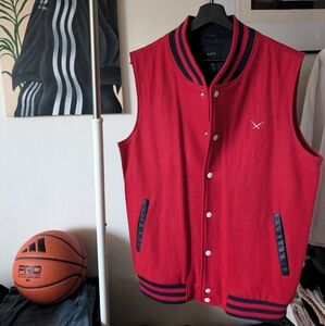 BGRT | Begairat Tribal Vest (Red/Navy)